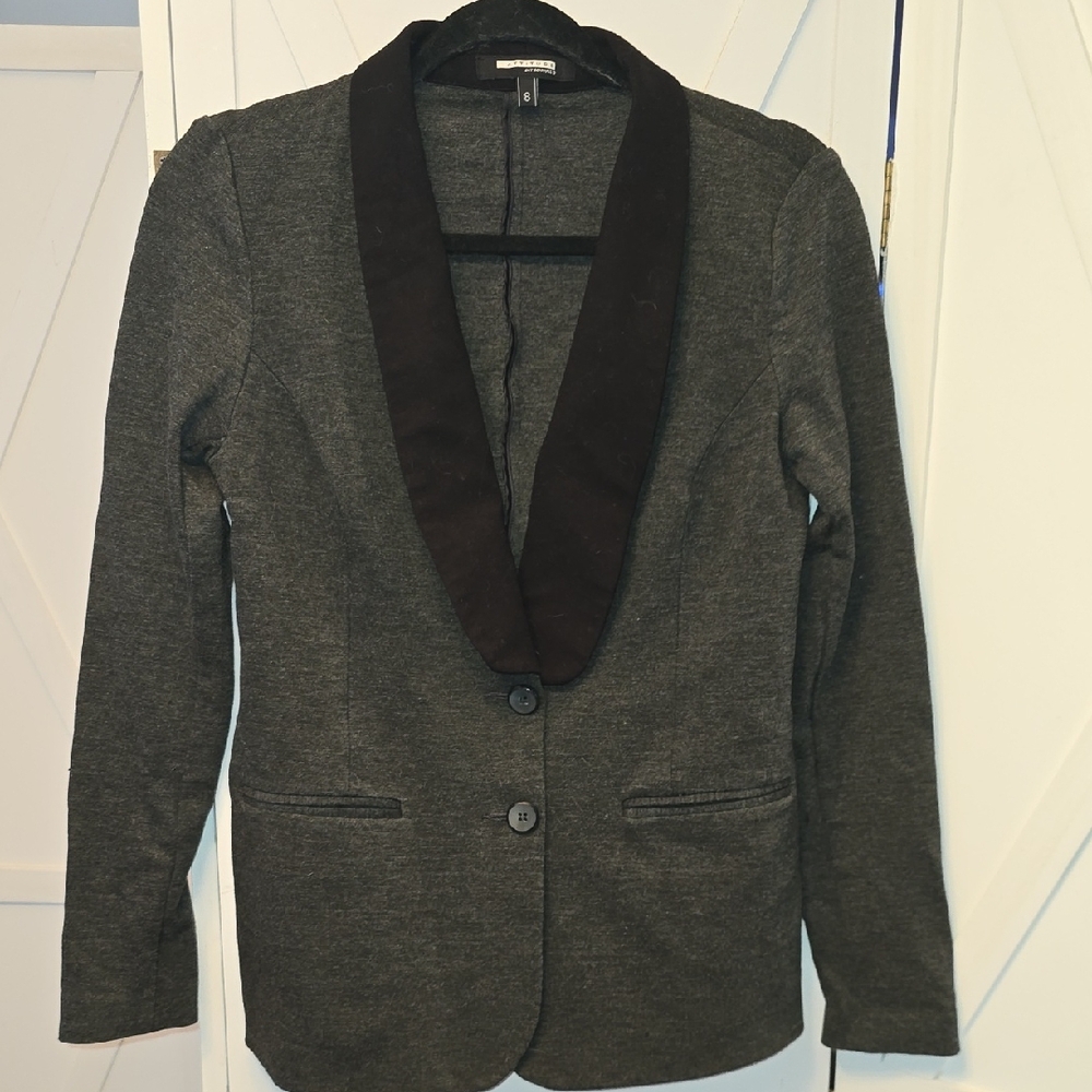 Gray Stretch Blazer With Black Lapel